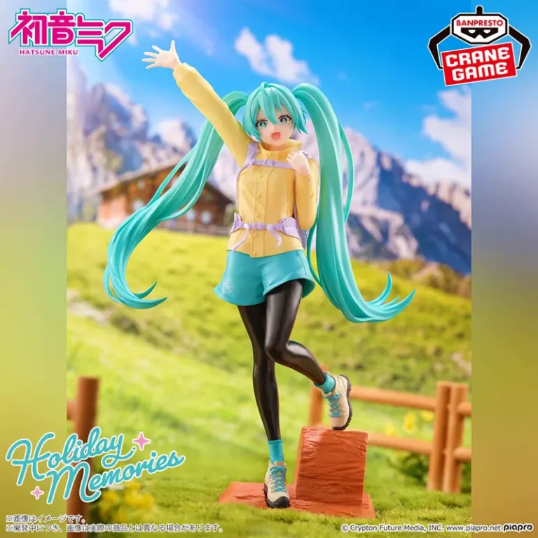 Фігурка Хацуне Міку Holiday Memories від Banpresto в туристичному одязі, вид спереду, оригінальна статуетка Vocaloid.