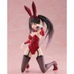 Колекційна фігурка Date A Live в червоному костюмі зайчика, вид збоку на повний зріст.