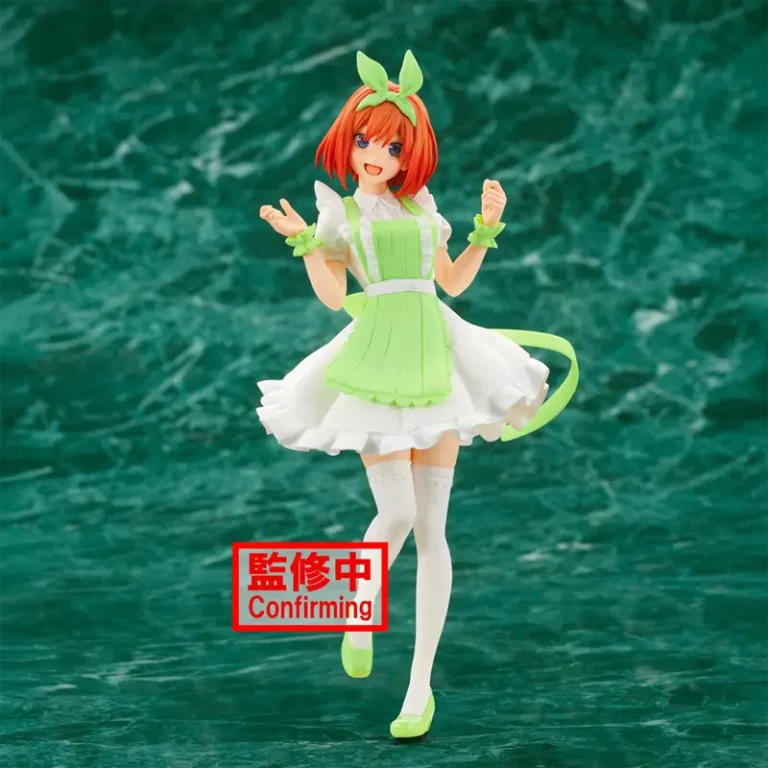 Фігурка Yotsuba Nakano Kyunties Nurse ver від Bandai, вид спереду.